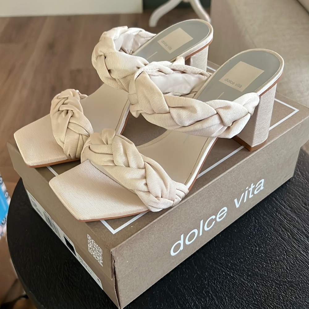 Pheby beige silk heels